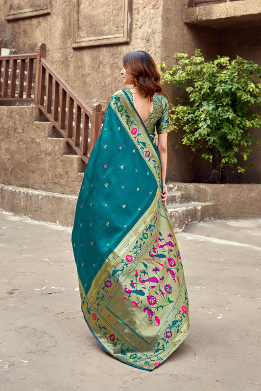 Traditional Firoji Paithani Silk Saree With Zari Weaving Work