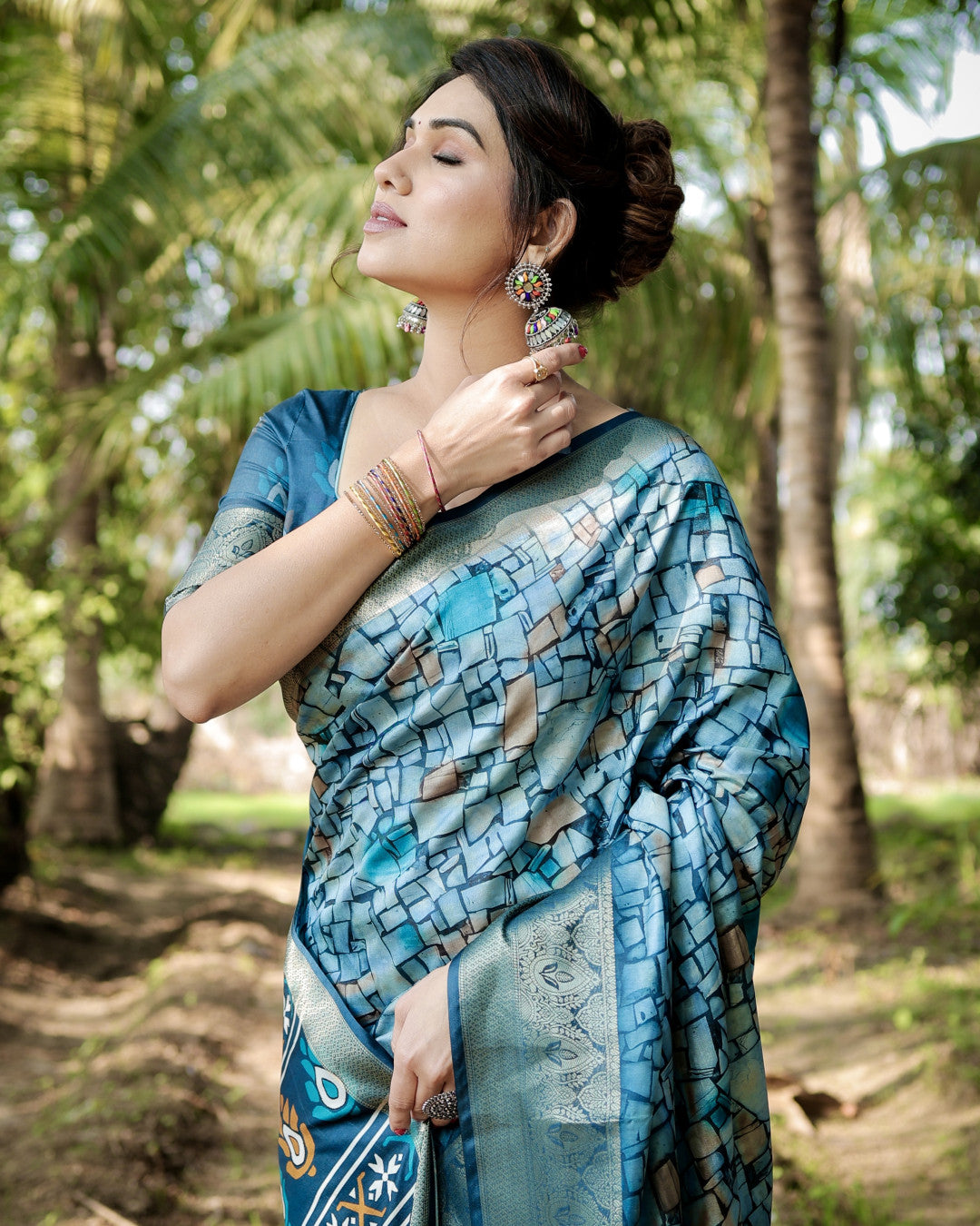 Rama Green Digital Printed Tussar Silk Saree With Zari Motif Border | Traditional Casual & Festive Wear – JaipurSaaj