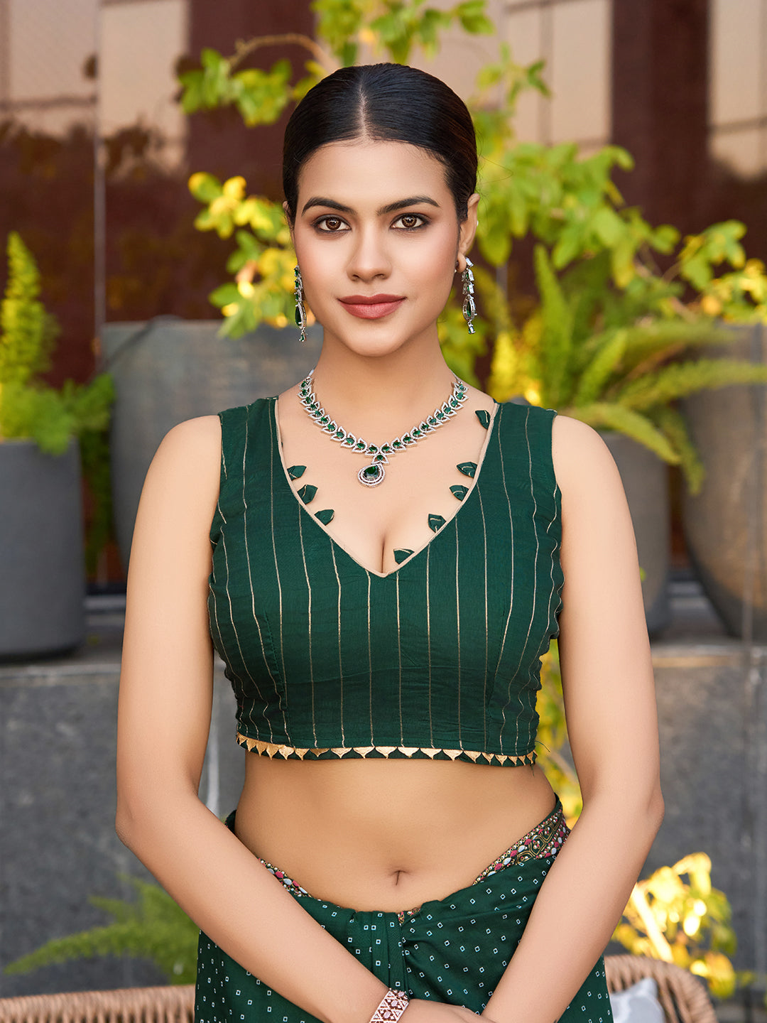 Green Soft Cotton Saree With Unique Table Printed & Lace Border | Stylish Wedding Wear Saree – JaipurSaaj