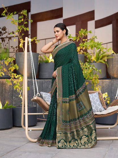 Green Soft Cotton Saree With Unique Table Printed & Lace Border | Stylish Wedding Wear Saree – JaipurSaaj