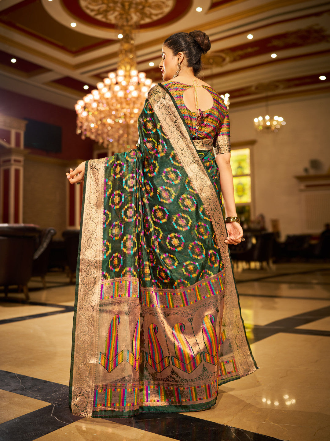 Green Green Organza Silk Saree with Zari Weaving Work | Wedding & Festive Wear – JaipurSaaj