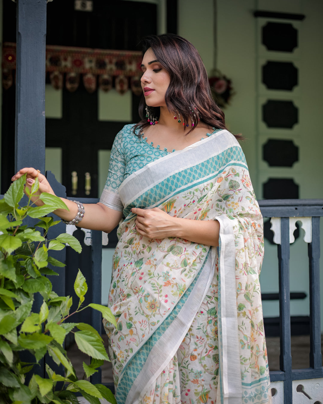 Off White Summer Special Digital Printed Linen Cotton Saree