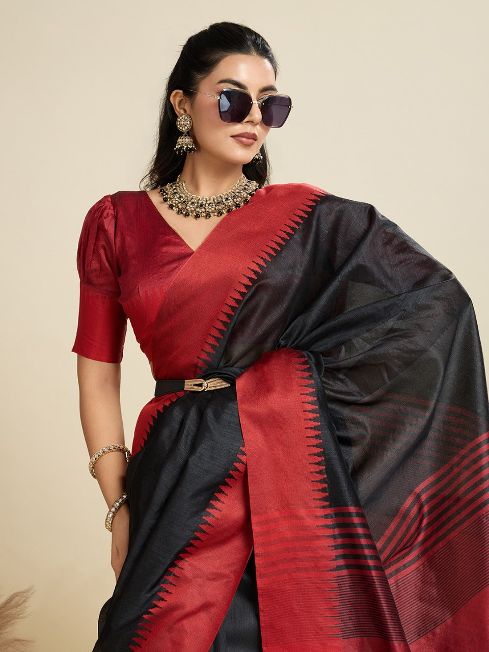 Black Color Khadi Raw Silk Saree With Zari Lining Pallu With Tample Border