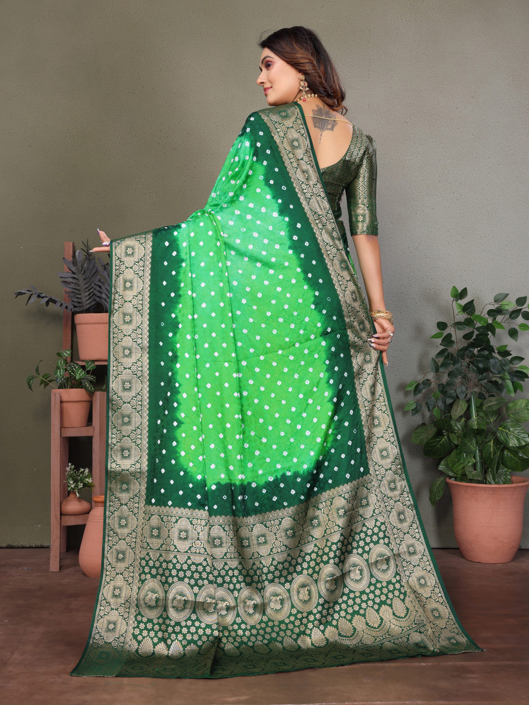 Parrot Green & Green Bandhej Silk Saree With Zari Weaving Work | Festive Wedding Wear – JaipurSaaj