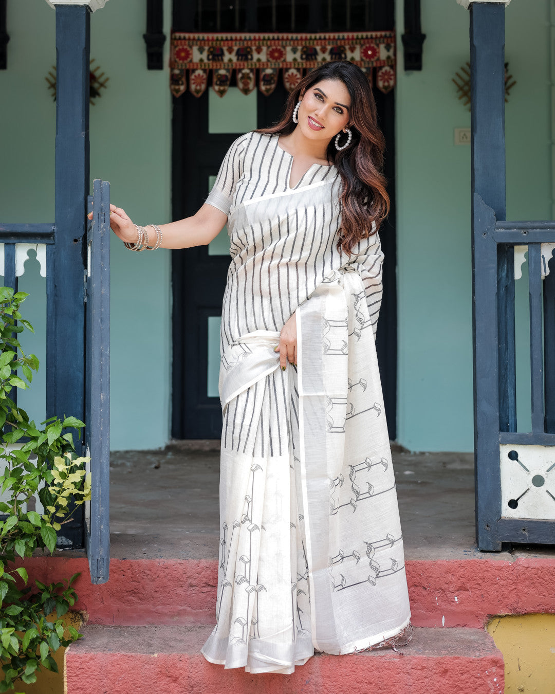 White Summer Special Digital Printed Linen Cotton Saree
