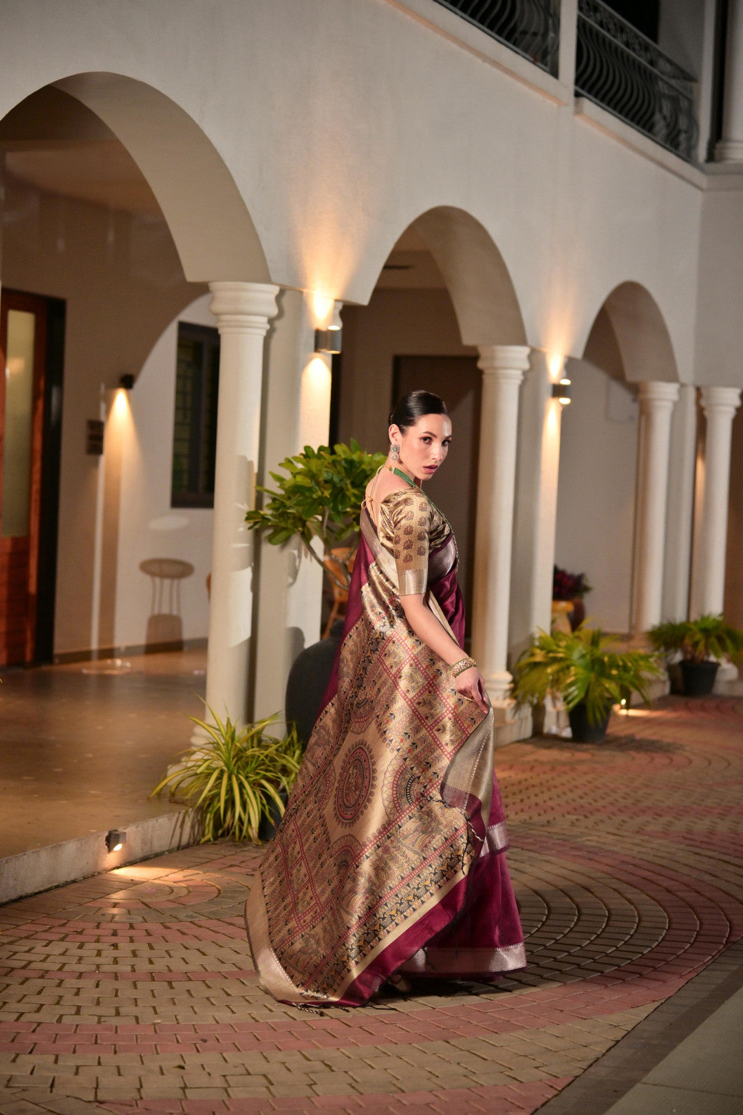 Maroon Khadi Raw Silk Saree With Beautiful Madhubani Printed Pallu | Party & Wedding Wear – JaipurSaaj