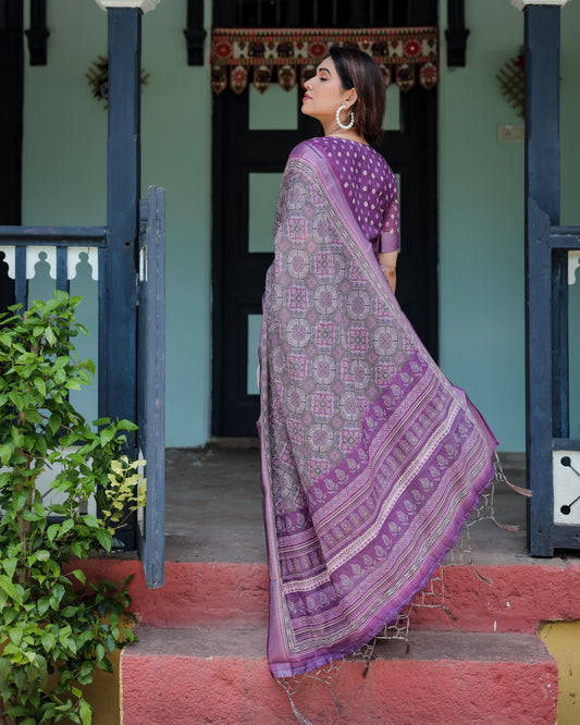 Magenta Summer Special Digital Printed Linen Cotton Saree