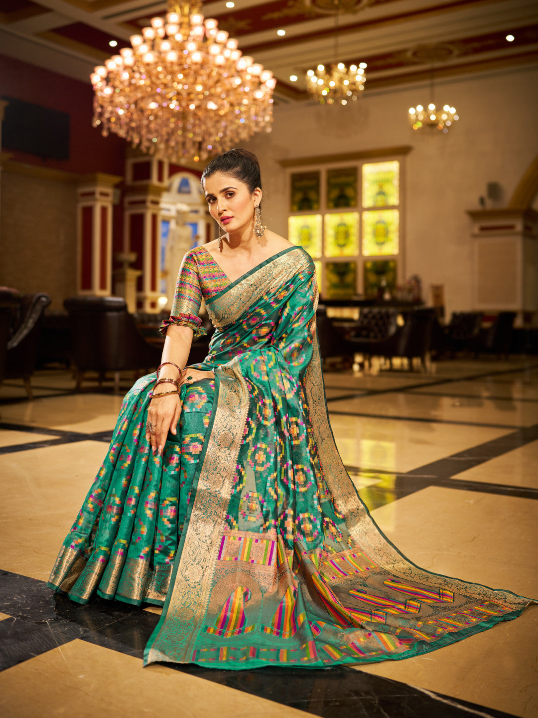 Rama Green Green Organza Silk Saree with Zari Weaving Work | Wedding & Festive Wear – JaipurSaaj