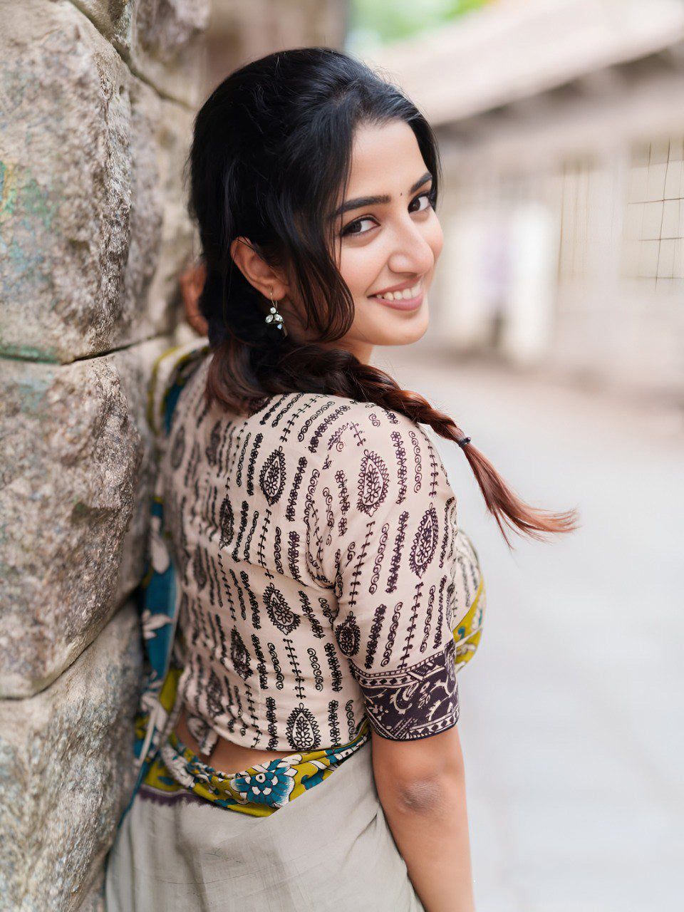 Gray Linen Cotton Saree With Digital Printed Work