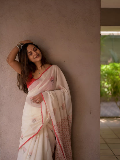 White Linen Cotton Saree With Digital Printed Work And Silver Zari Border