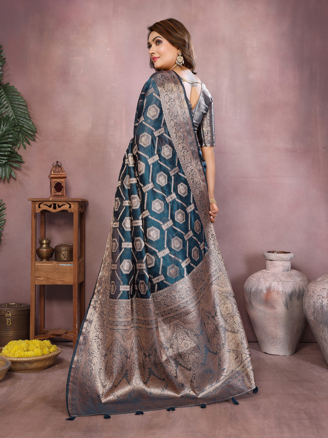 Navy Blue Organza Silk Banarasi Saree With Zari Weaving Work | Bridal Wedding & Festive Wear – JaipurSaaj