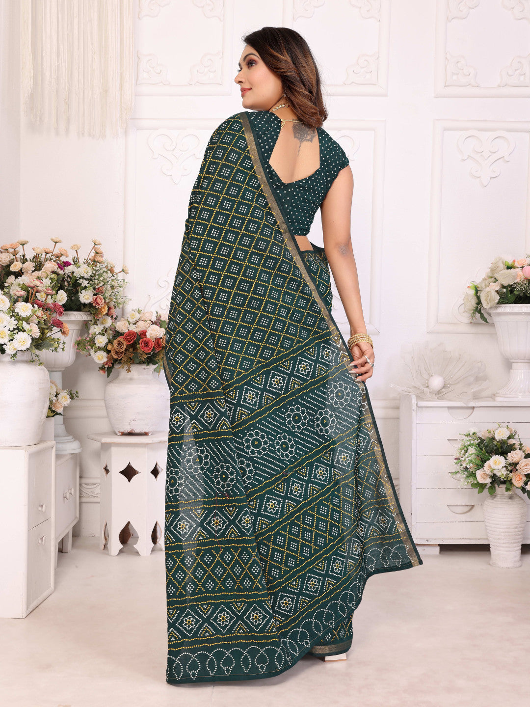 Green Bandhej Printed Soft Cotton Saree With Zari Border | Traditional Festive Ethnic Wear – JaipurSaaj