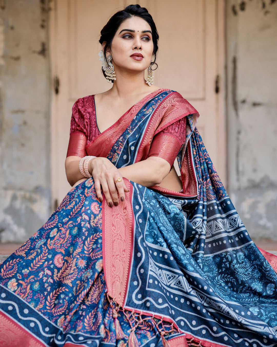 Navy Blue Tussar Silk Saree With Digital Kalamkari Print & Zari Motif Border | Casual & Festive Wear – JaipurSaaj
