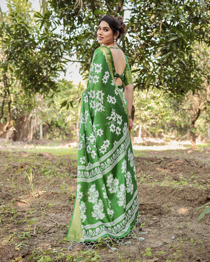 Green Tussar Silk Saree with Floral Woven Motifs & Zari Border | Traditional Festive Wear – JaipurSaaj