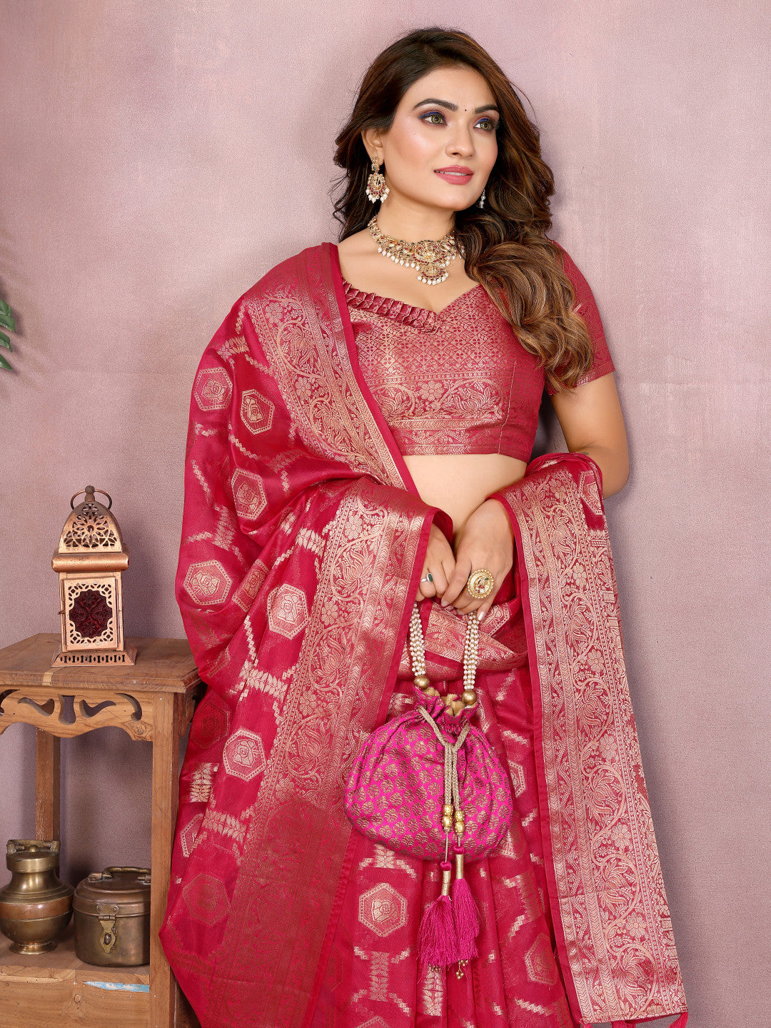 Red Organza Silk Banarasi Saree With Zari Weaving Work | Bridal Wedding & Festive Wear – JaipurSaaj