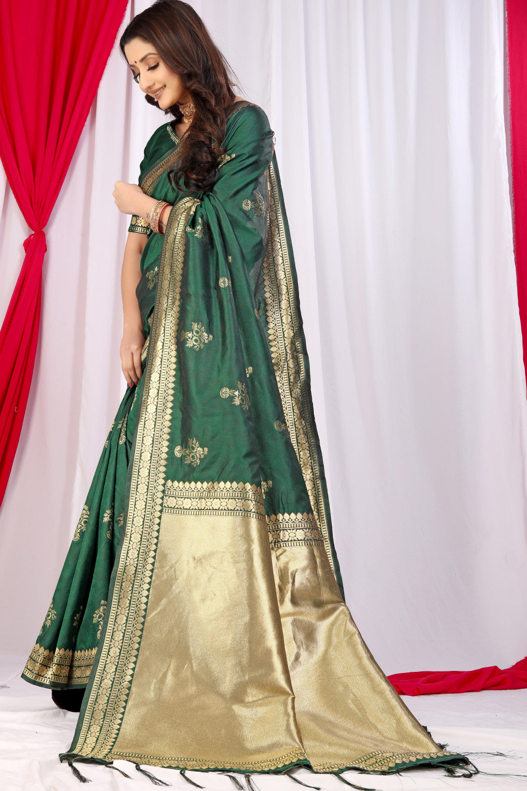 Dark Green Banarasi Silk Saree With Zari Weaving Work | Bridal Wedding Wear – JaipurSaaj