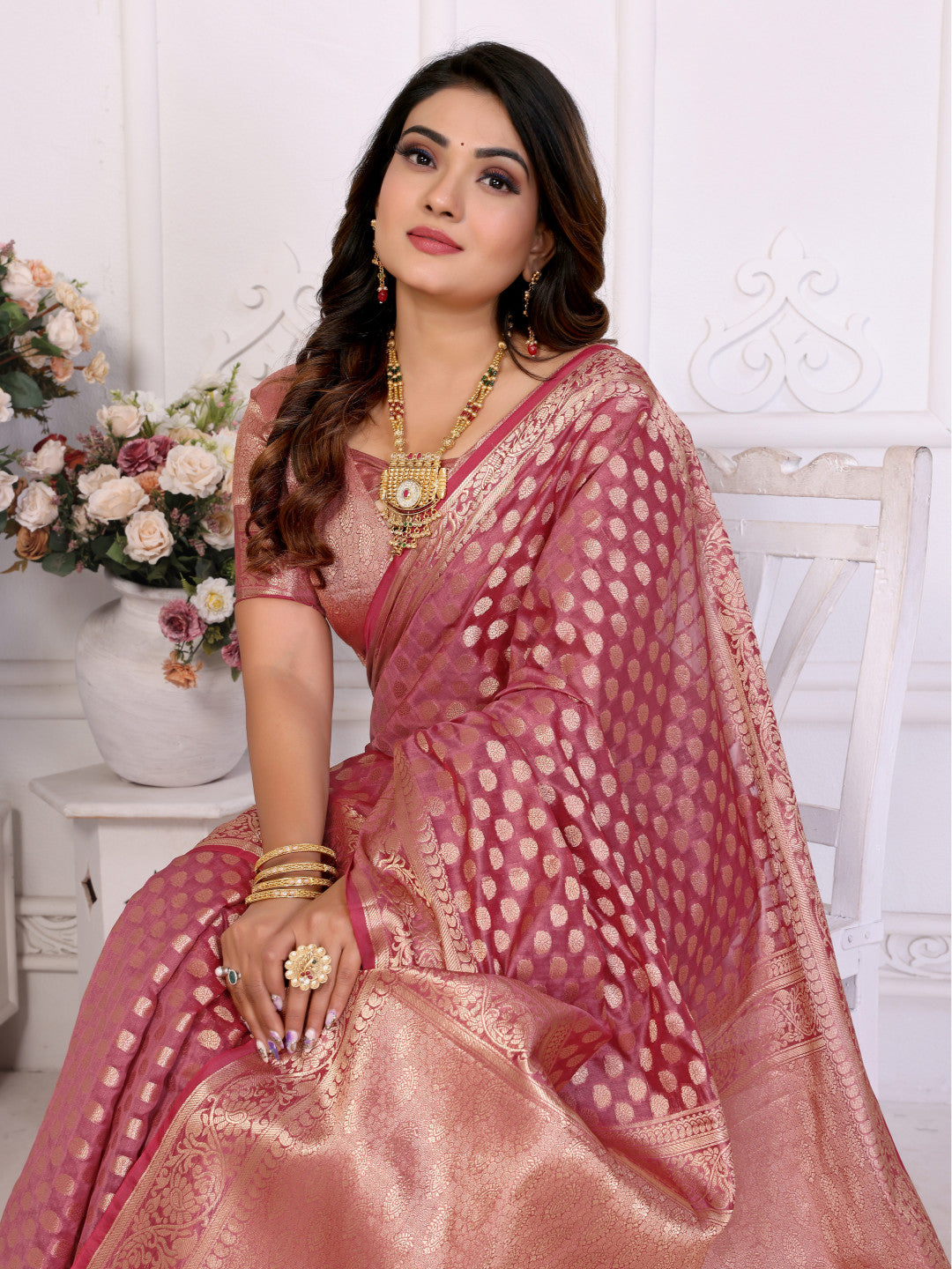 Dusty Pink Organza Silk Banarasi Saree With Zari Weaving  Work | Bridal Wedding & Festive Wear – JaipurSaaj