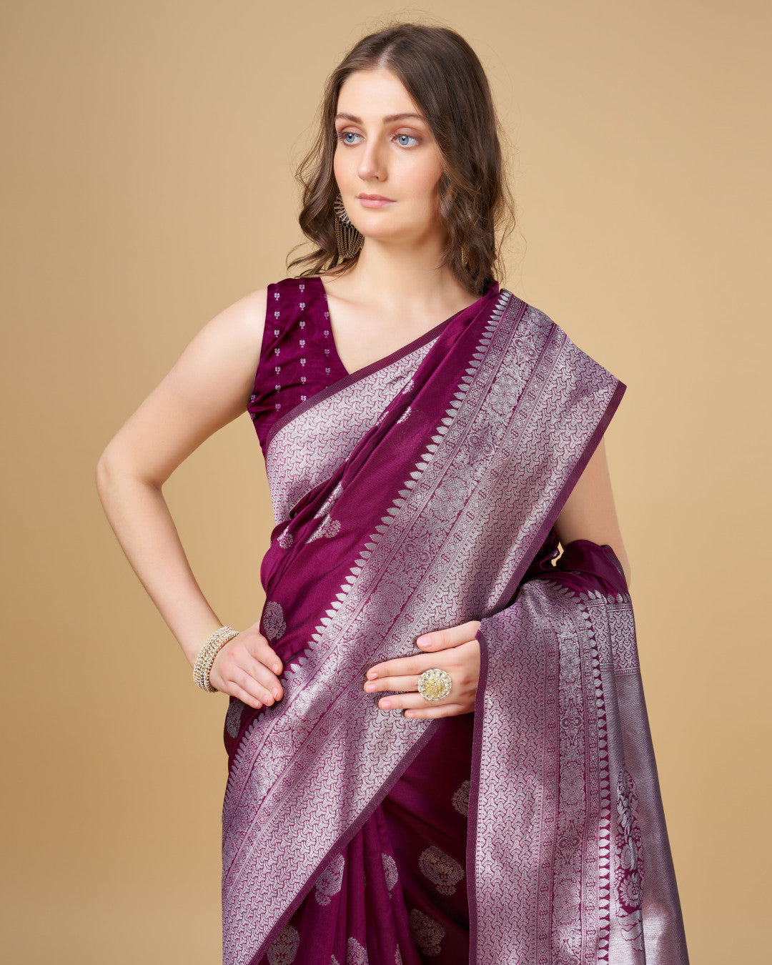 Magenta Banarasi Silk Saree With Zari Weaving Pallu | Bridal Wedding Wear – JaipurSaaj