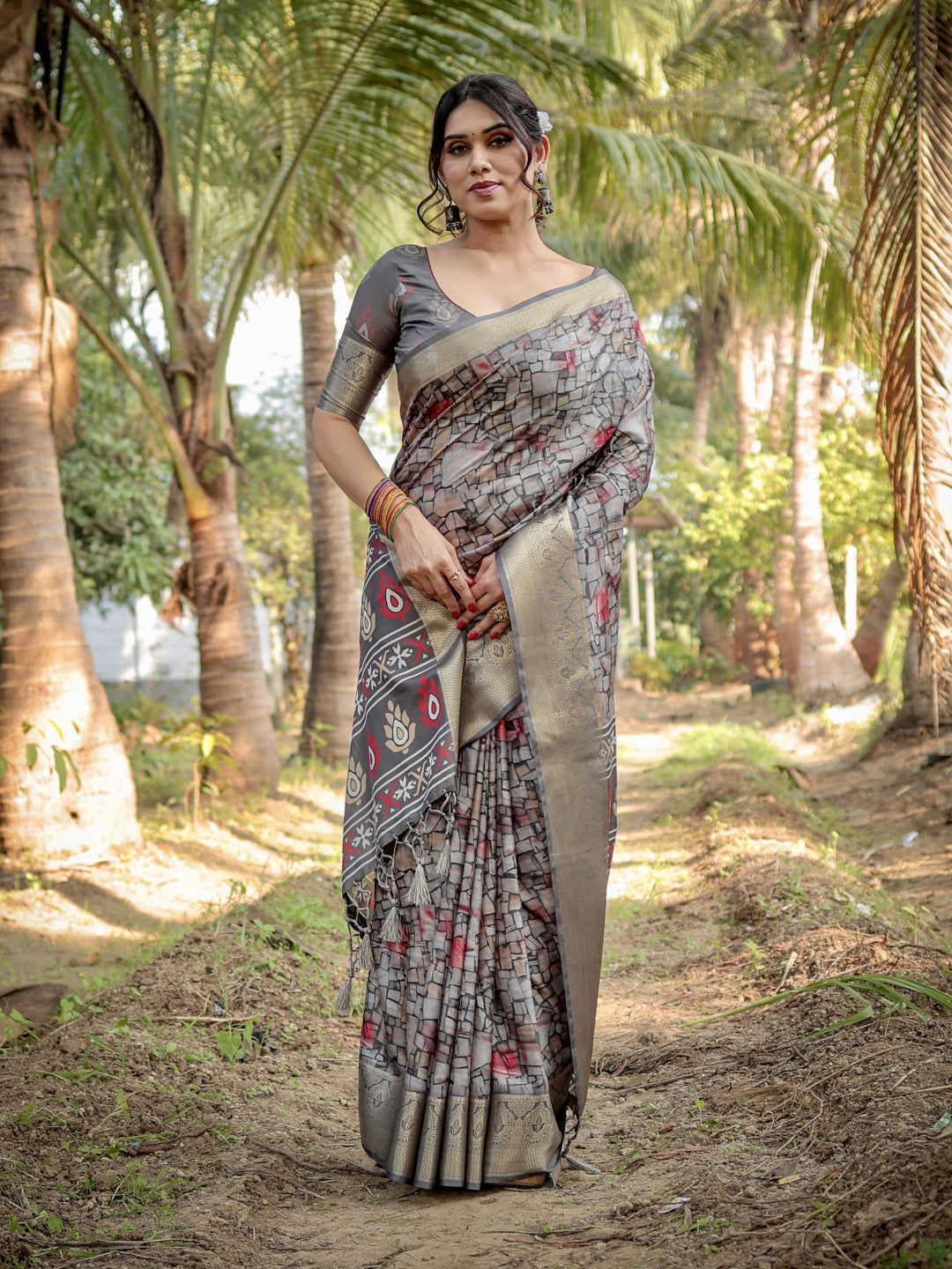 Gray Digital Printed Tussar Silk Saree With Zari Motif Border | Traditional Casual & Festive Wear – JaipurSaaj