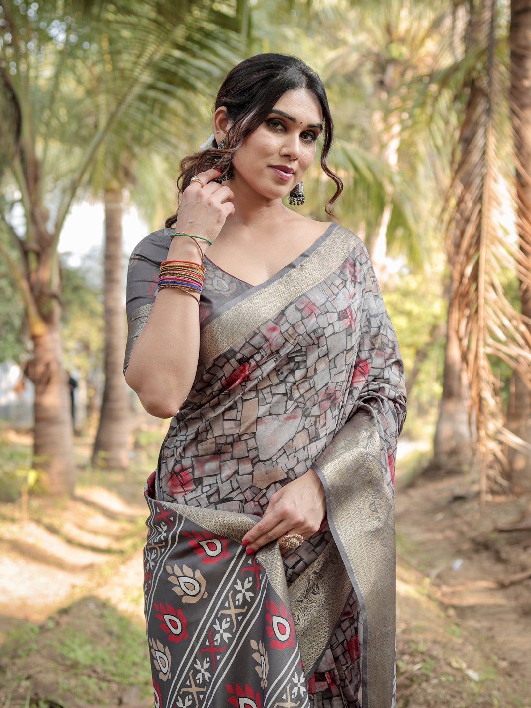 Gray Digital Printed Tussar Silk Saree With Zari Motif Border | Traditional Casual & Festive Wear – JaipurSaaj