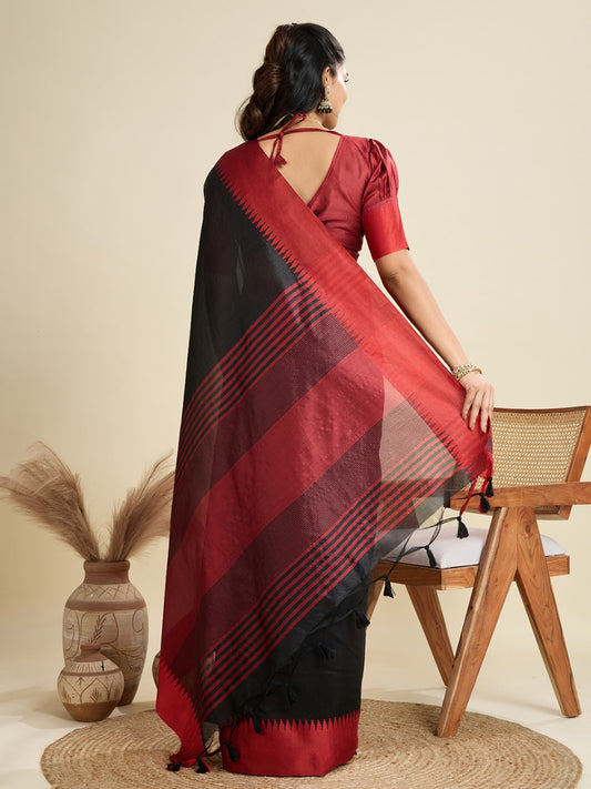 Black Color Khadi Raw Silk Saree With Zari Lining Pallu With Tample Border