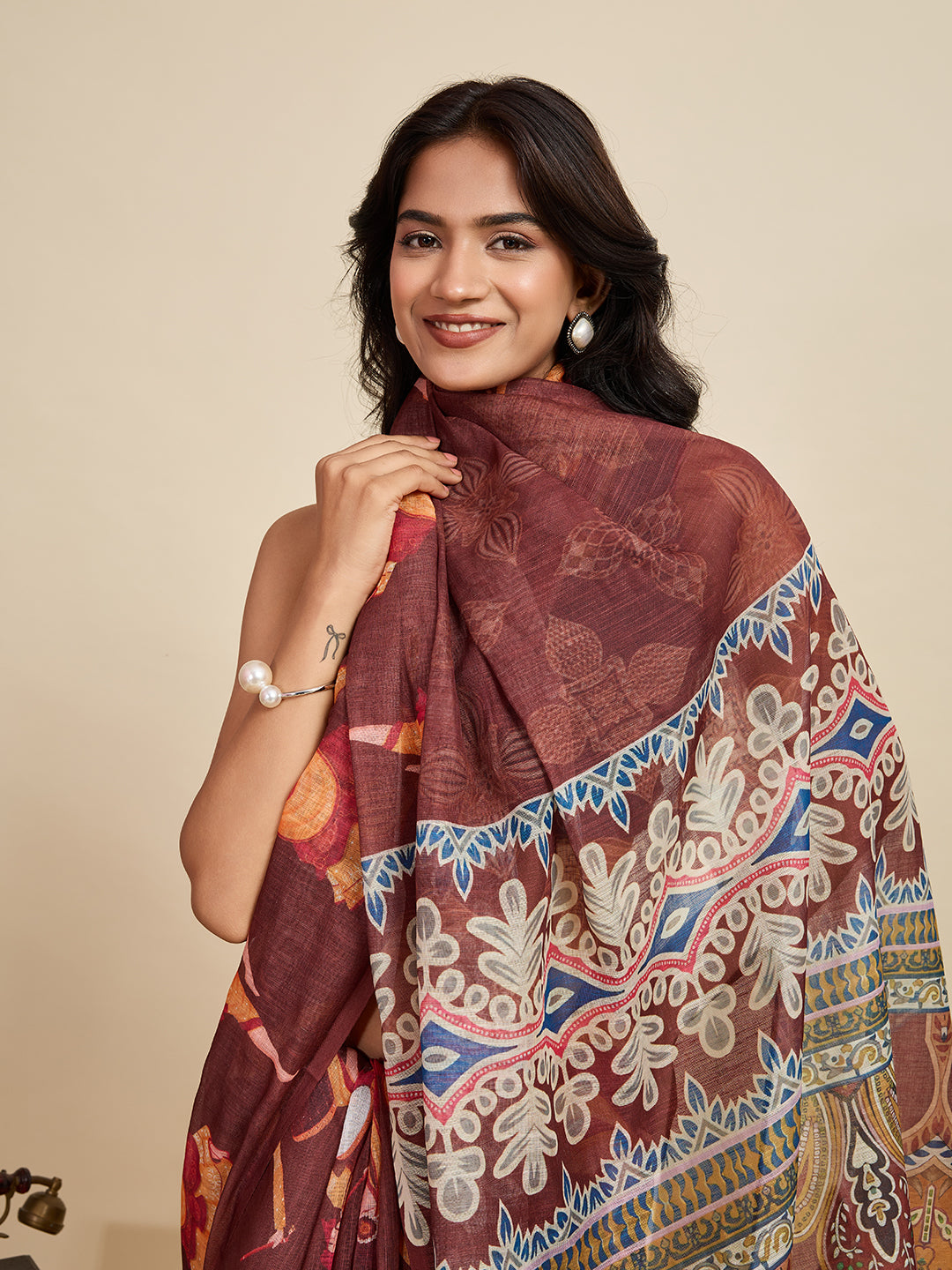 Maroon Linen Cotton Saree With Digital Printed Work And Silver Zari Border | Lightweight Festive & Party Wear – JaipurSaaj
