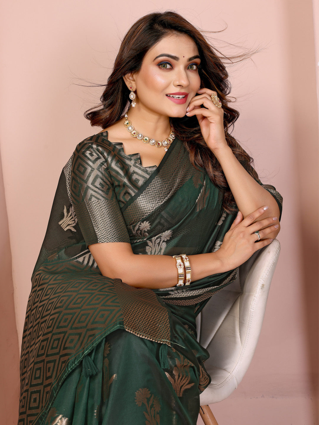 Green Organza Silk Banarasi Saree With Zari Weaving Work | Wedding & Festive Wear – JaipurSaaj
