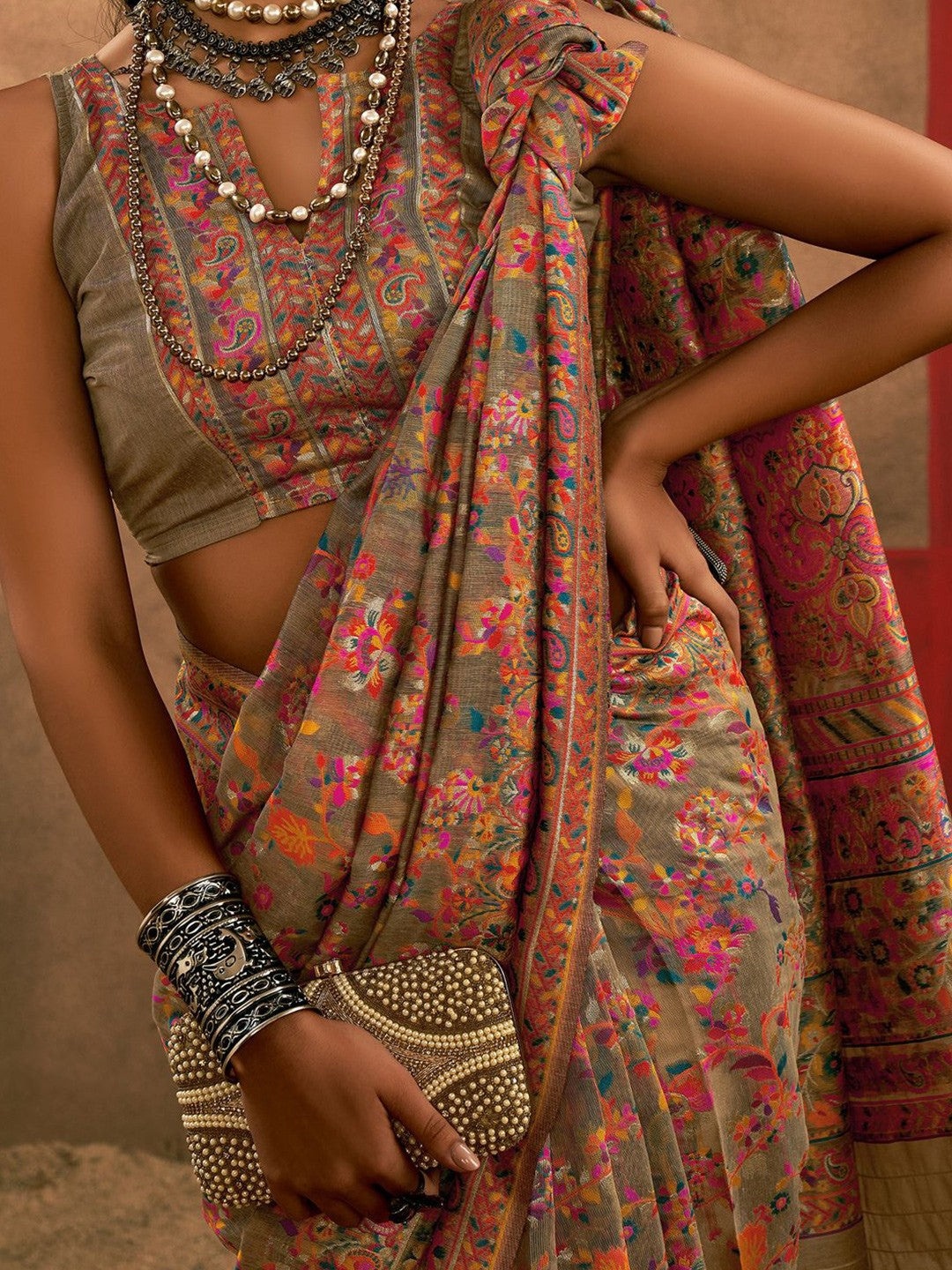 Gray Pashmina Silk Saree With Traditional Woven Design | Festive & Wedding Wear – JaipurSaaj