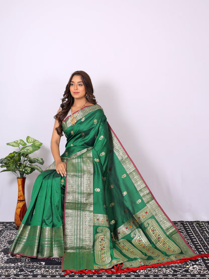 Green Banarasi Silk Saree With Zari Weaving Work | Bridal Wedding Wear – JaipurSaaj