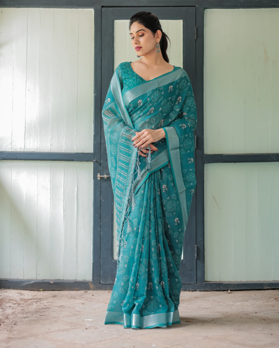 Rama Green Digital Printed Linen Cotton Saree | Summer Special Casual & Office Wear – JaipurSaaj
