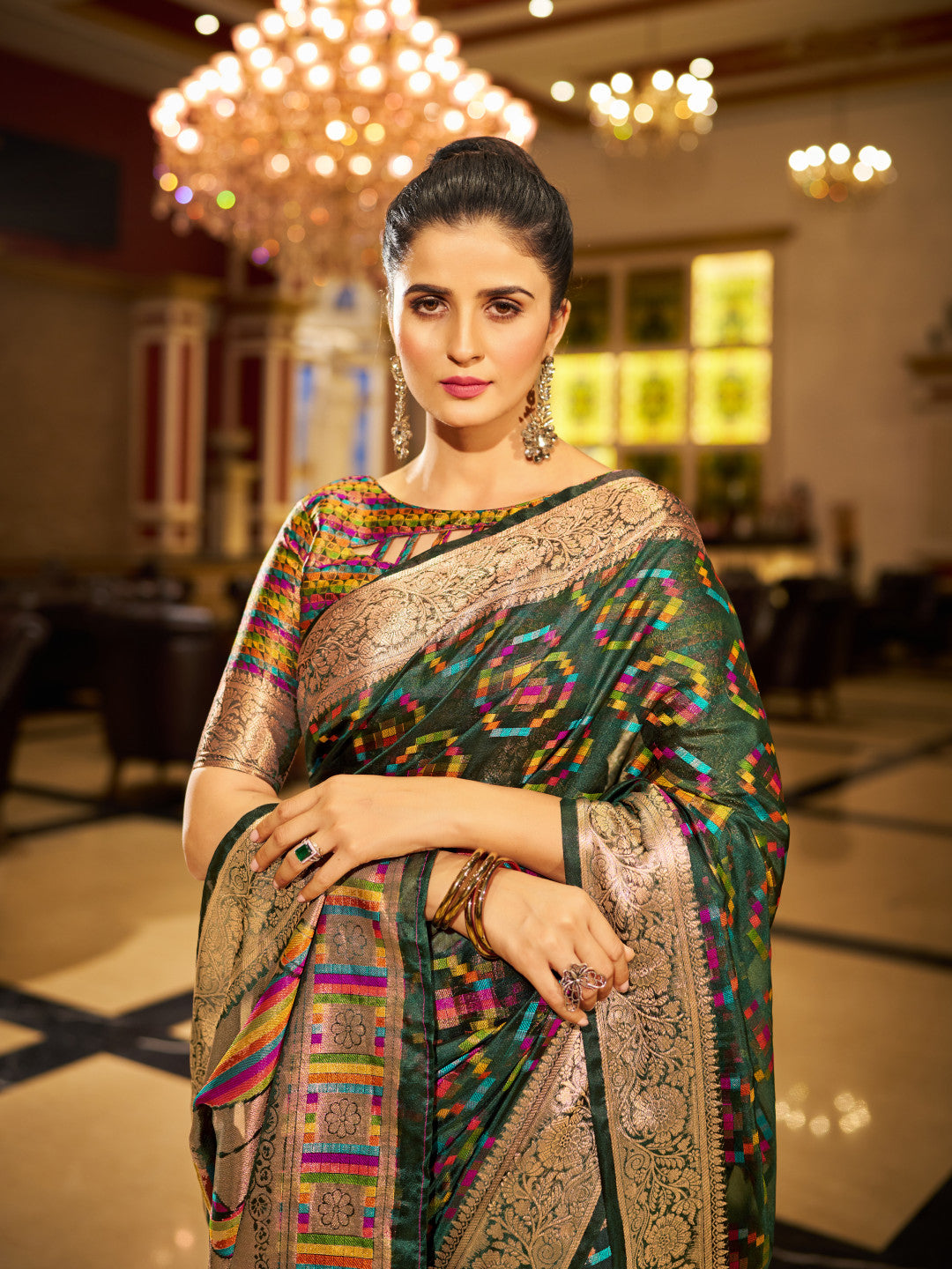 Green Green Organza Silk Saree with Zari Weaving Work | Wedding & Festive Wear – JaipurSaaj