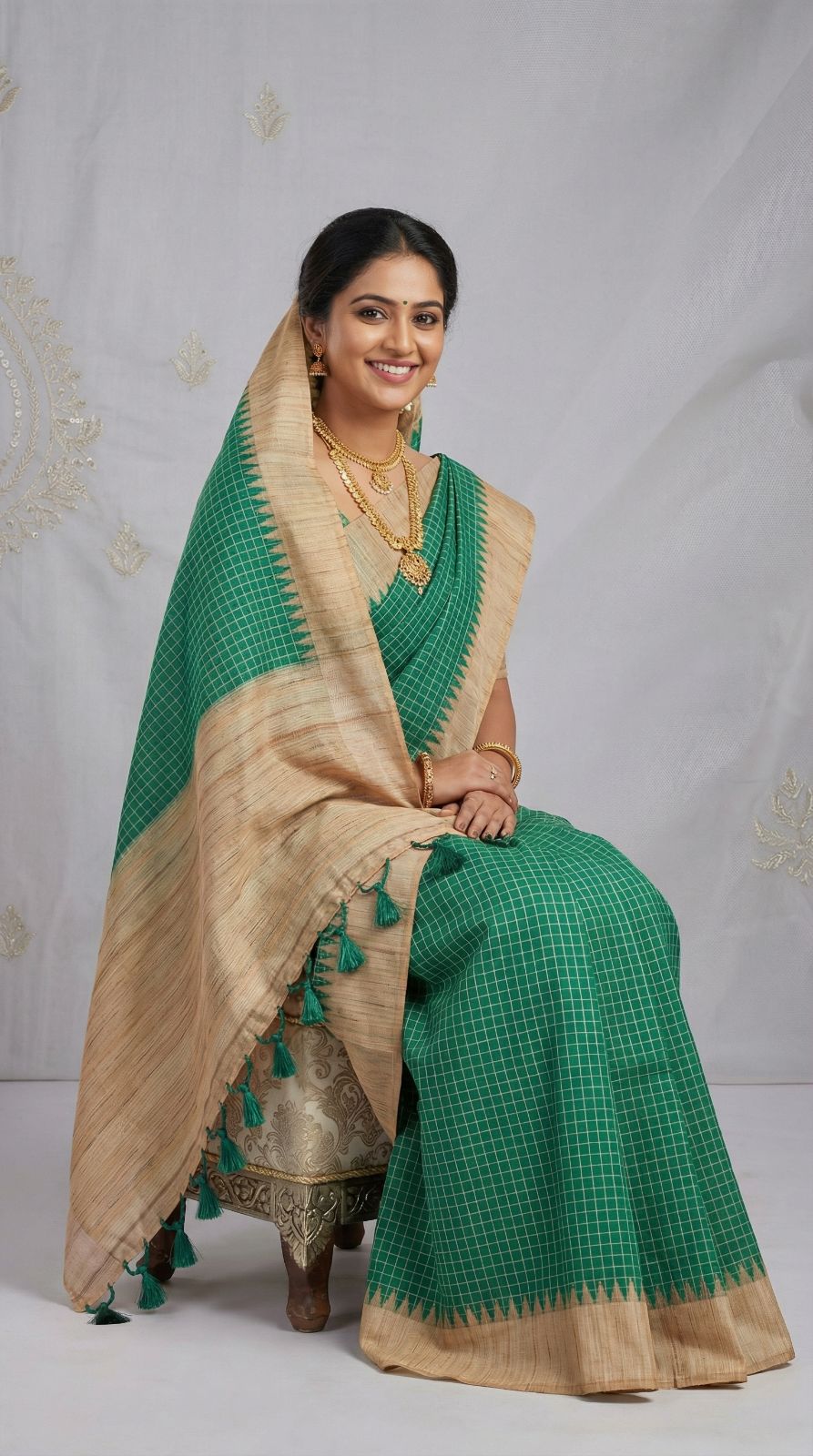 Rama Green Tussar Silk Saree With Checks Weaving Work | Office & Festive Wear – JaipurSaaj