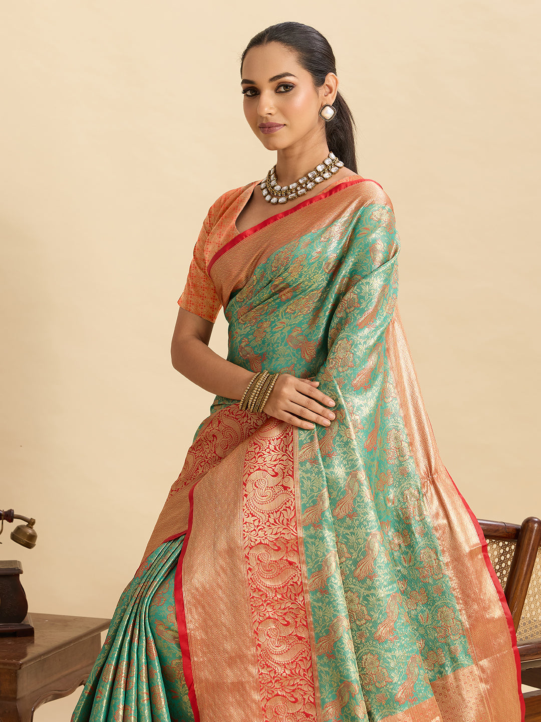 Green Kanjivaram Silk Saree with Zari Weaving Work & Big Border | Bridal Wedding Wear – JaipurSaaj