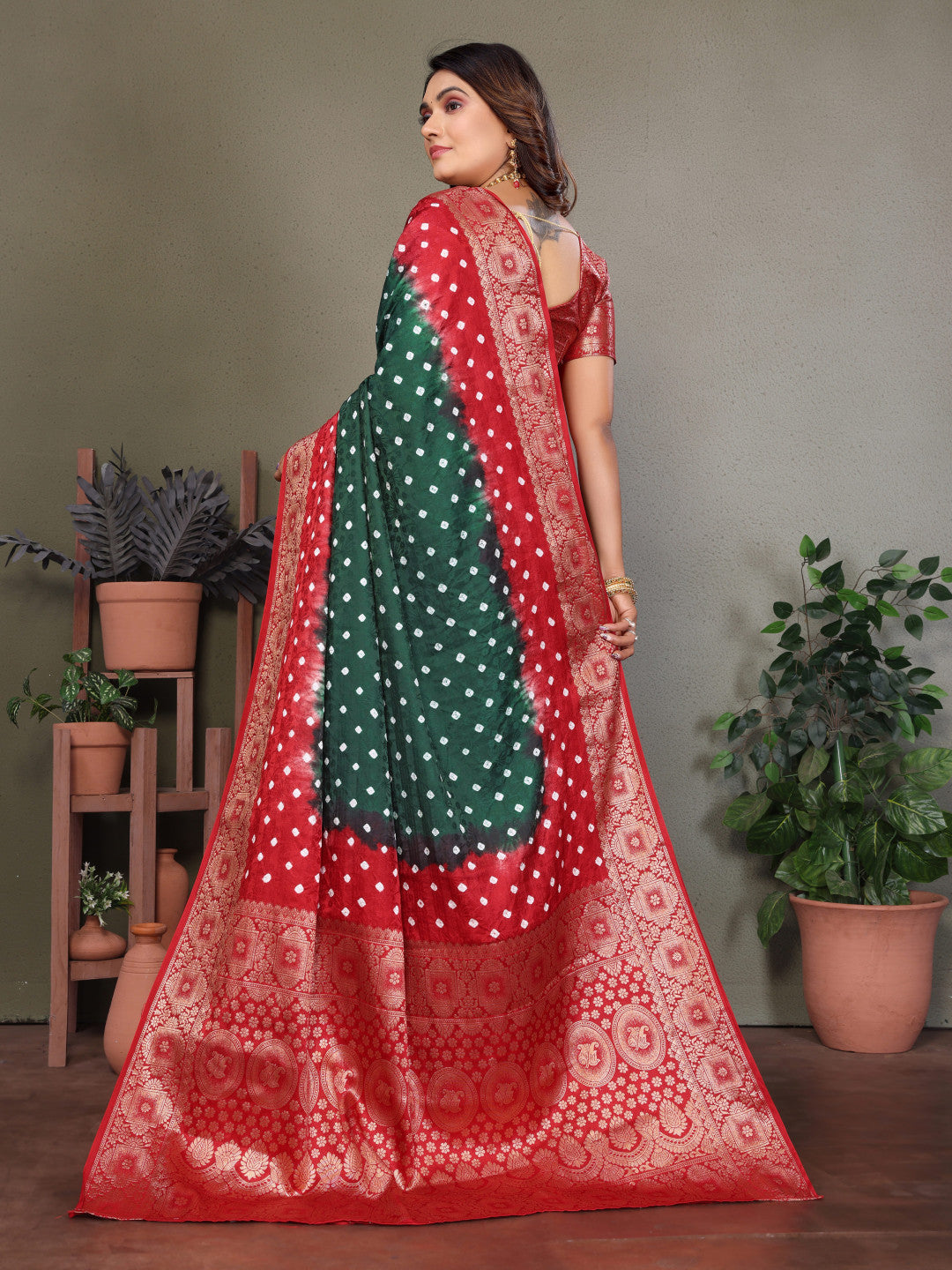 Green & Red Bandhej Silk Saree With Zari Weaving Work | Festive Wedding Wear – JaipurSaaj