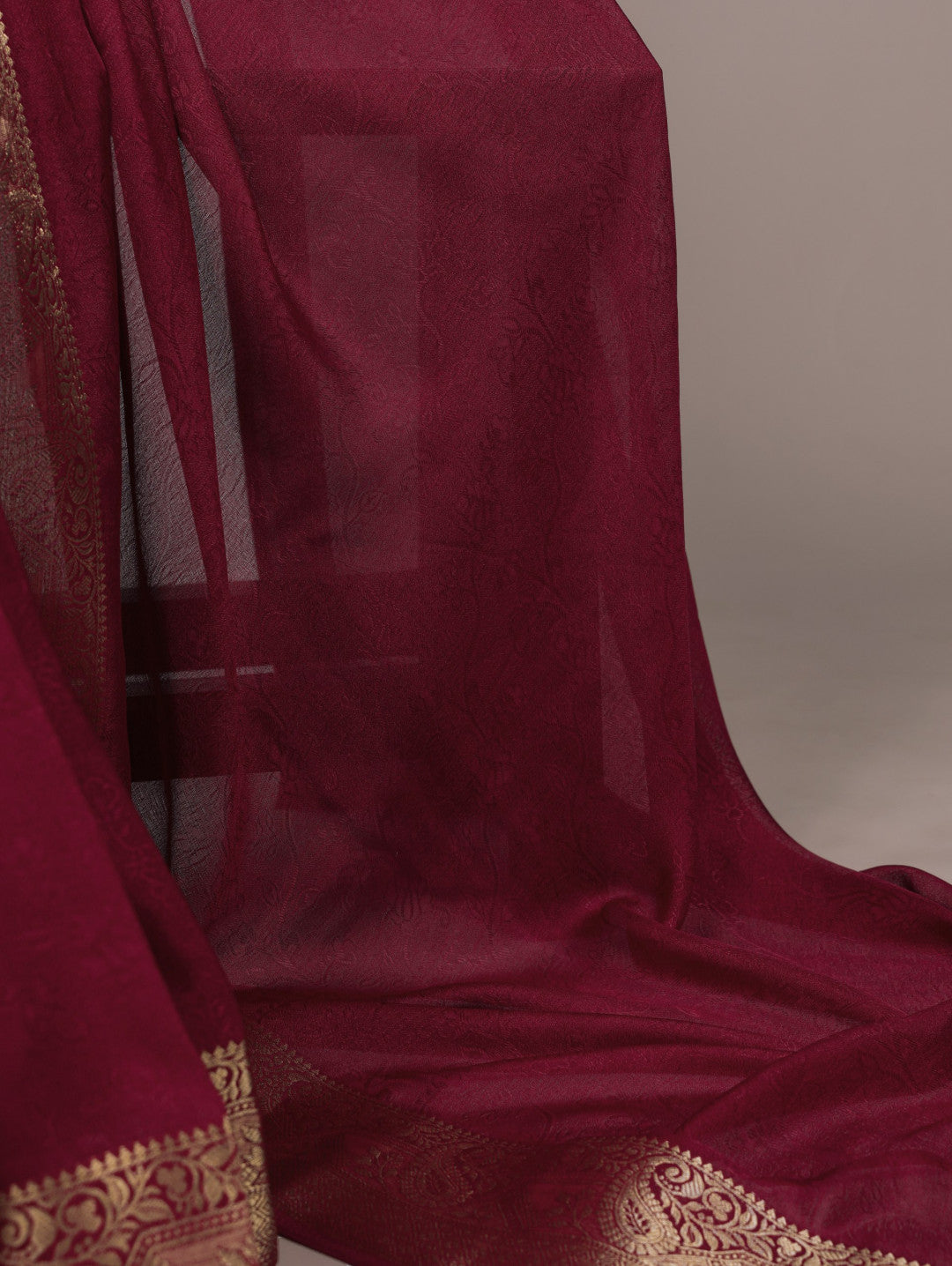 Maroon Moss Mello Silk Saree with Printed Work & Zari Weaving Border | Casual & Office Wear – JaipurSaaj