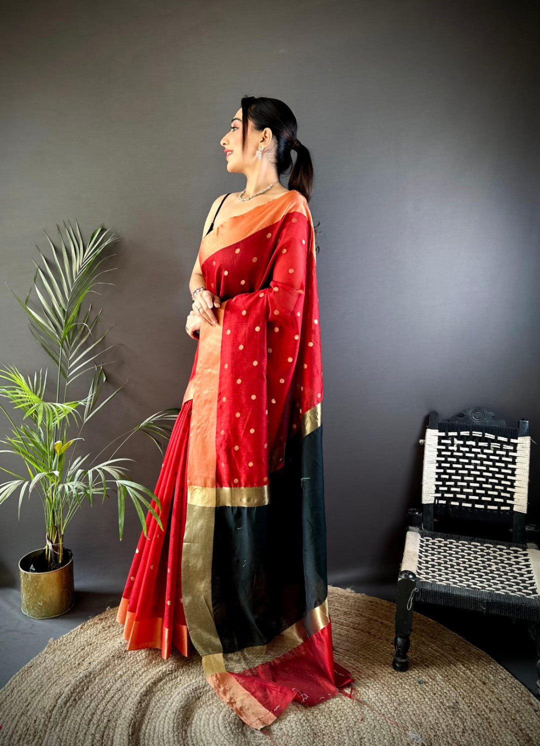Red Soft Cotton Silk Saree With Zari Woven Work | Wedding & Party Wear – JaipurSaaj