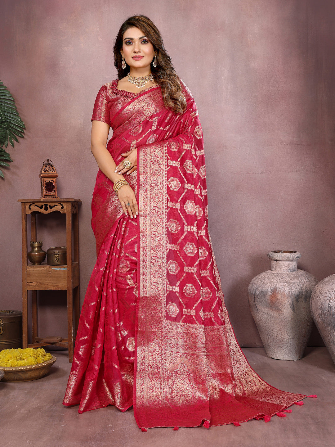Red Organza Silk Banarasi Saree With Zari Weaving Work | Bridal Wedding & Festive Wear – JaipurSaaj
