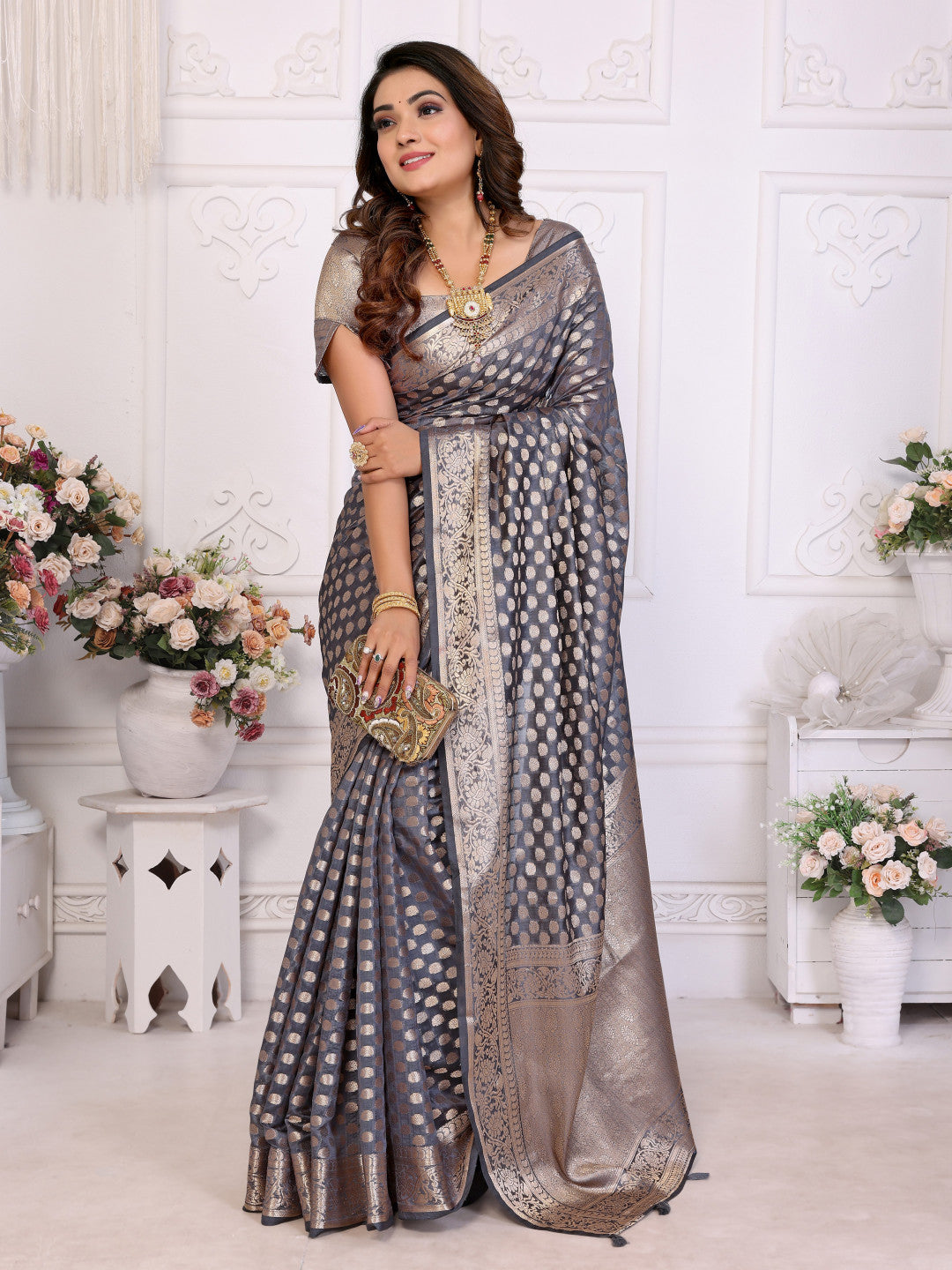 Gray Organza Silk Banarasi Saree With Zari Weaving Work | Bridal Wedding & Festive Wear – JaipurSaaj