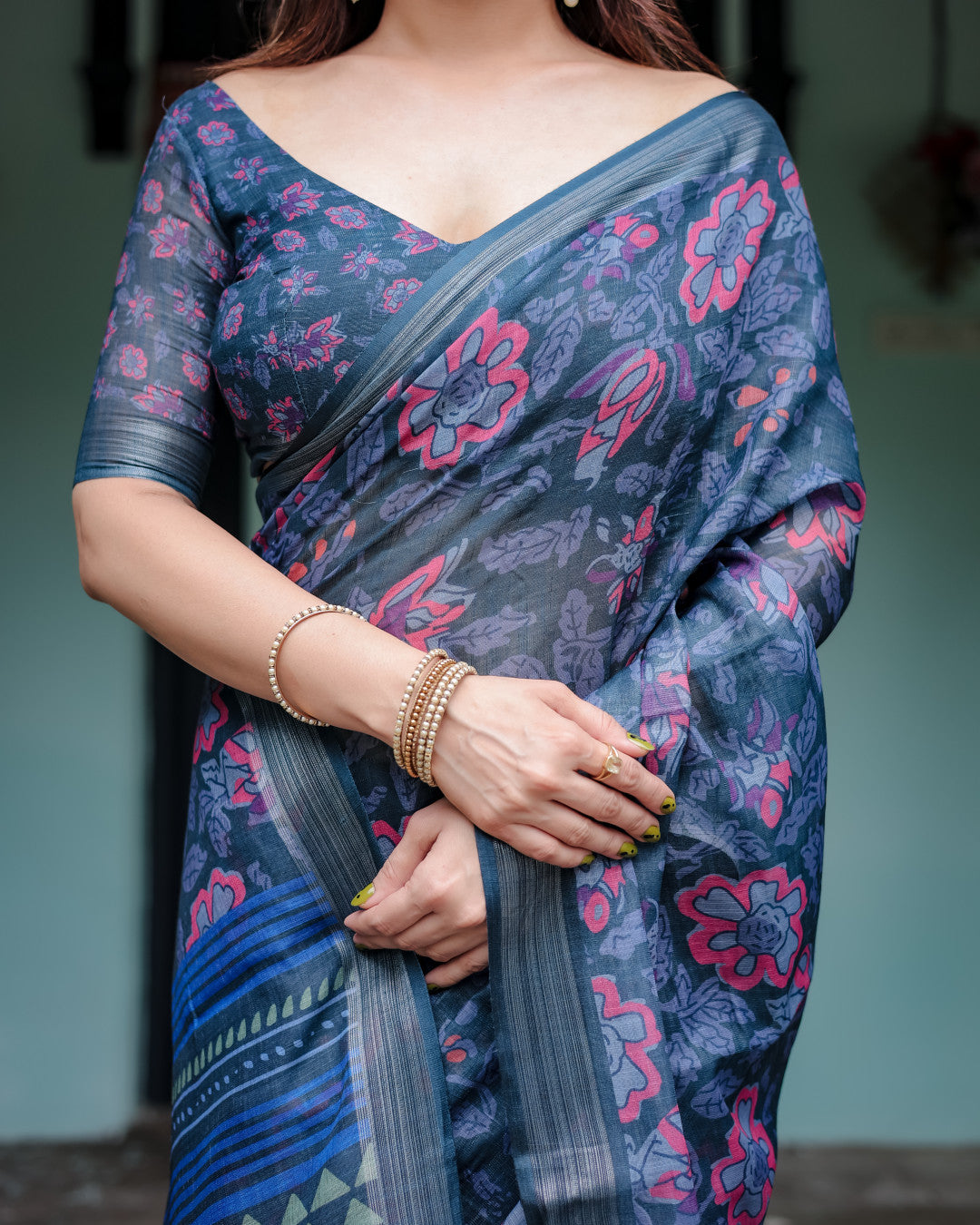 Navy Blue Floral Digital Printed Linen Cotton Saree | Office & Casual Ethnic Wear – JaipurSaaj