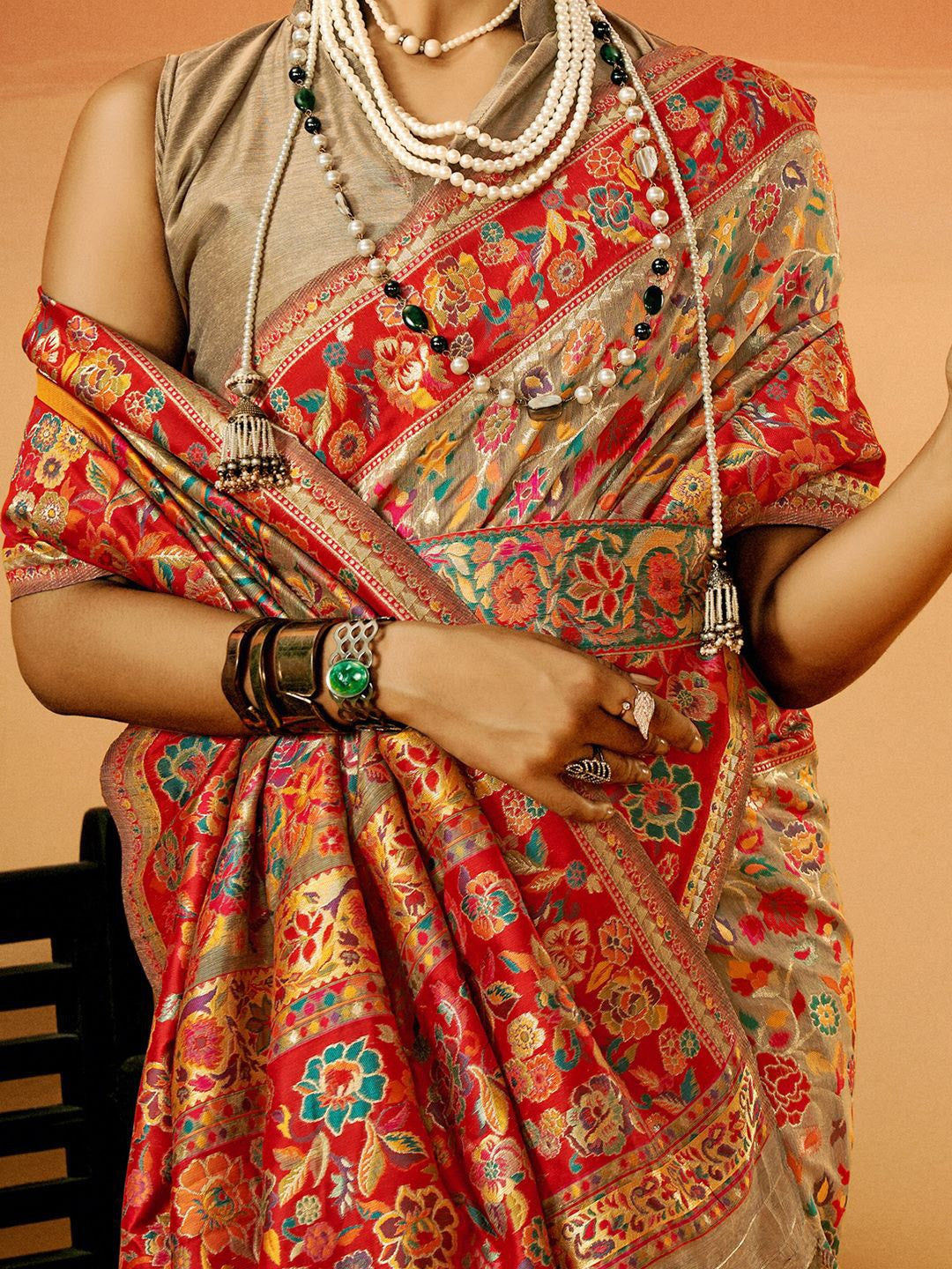 Gray Pashmina Silk Saree With Traditional Woven Design | Festive & Wedding Wear – JaipurSaaj