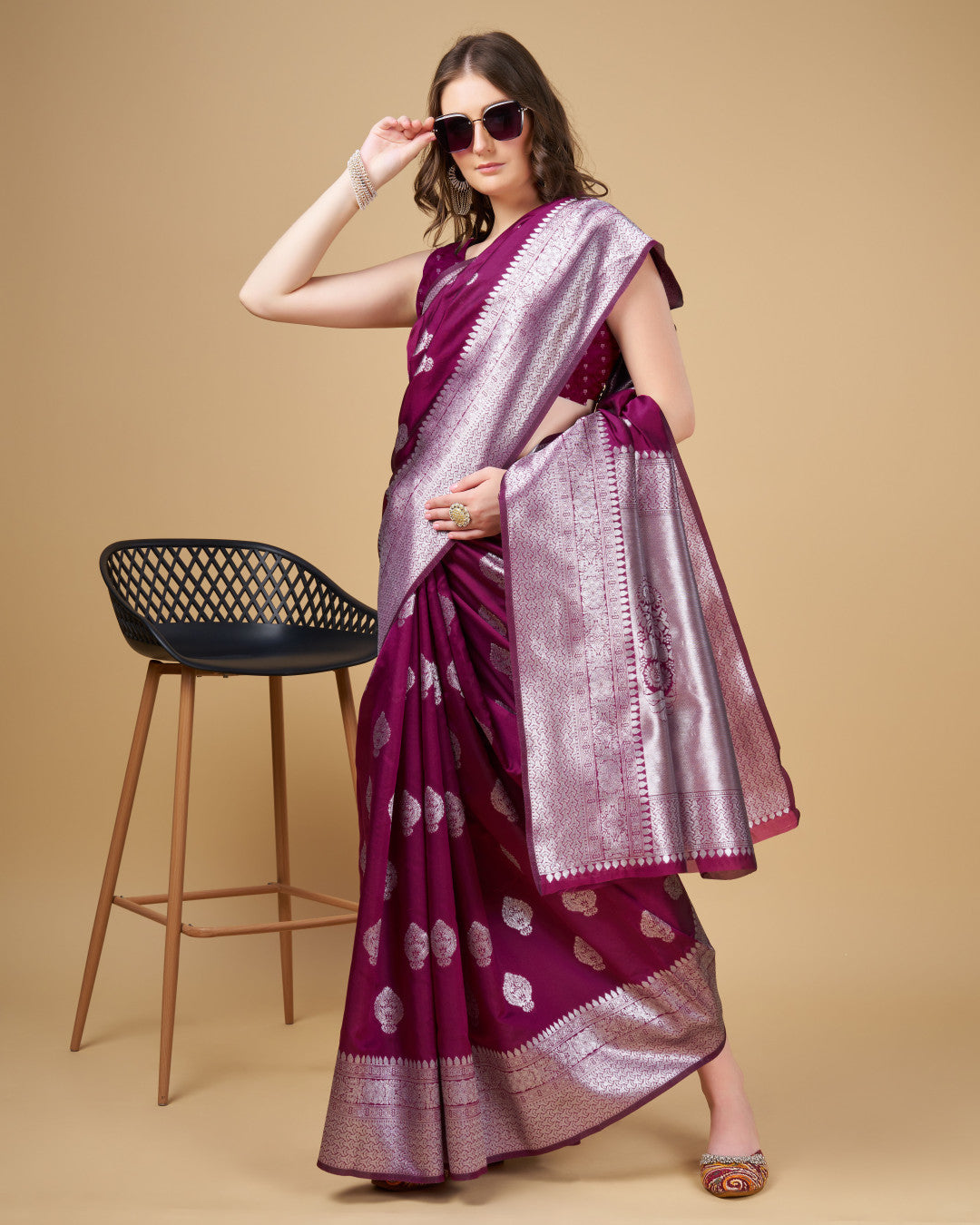 Magenta Banarasi Silk Saree With Zari Weaving Pallu | Bridal Wedding Wear – JaipurSaaj