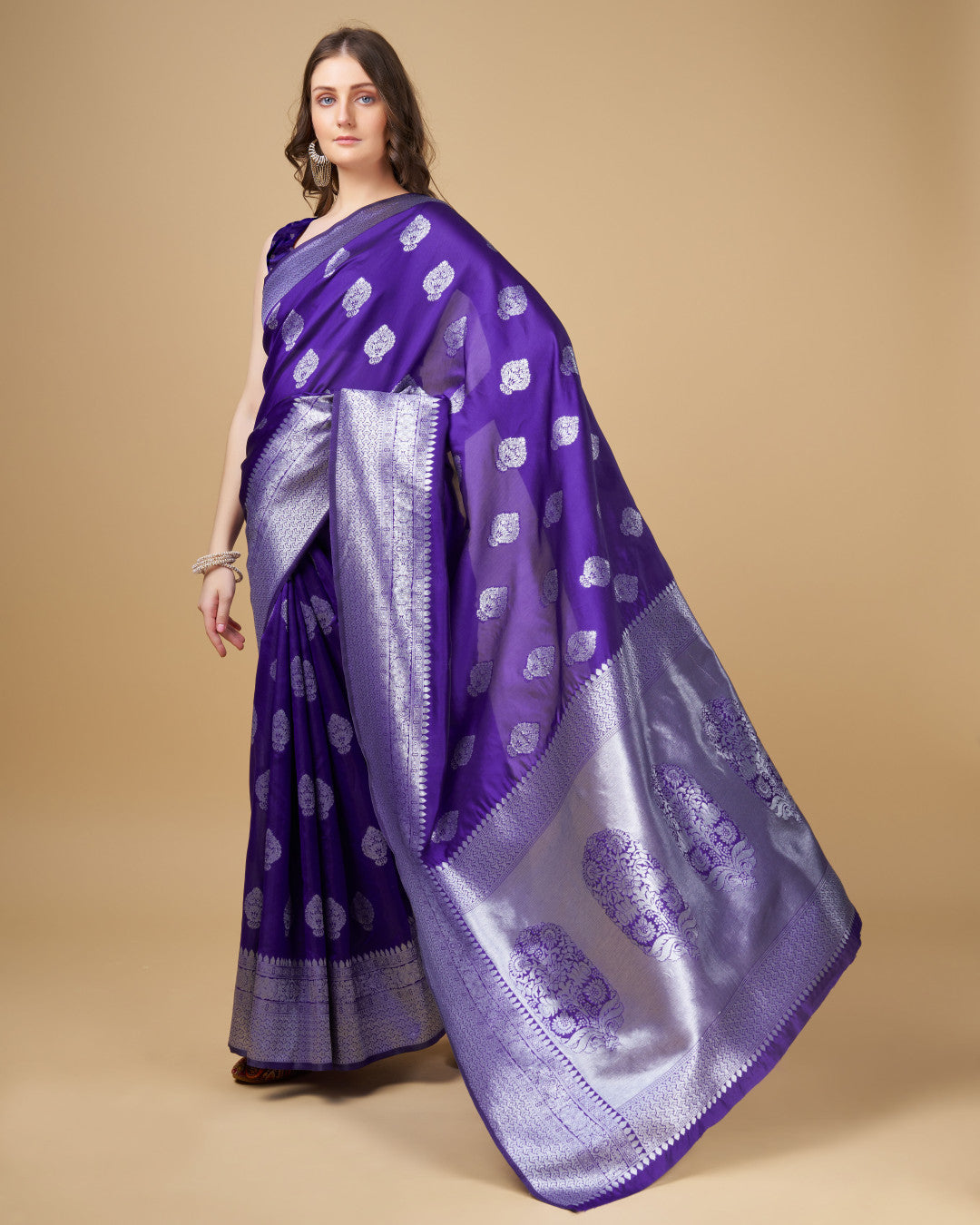 Purple Banarasi Silk Saree With Zari Weaving Pallu | Bridal Wedding Wear – JaipurSaaj