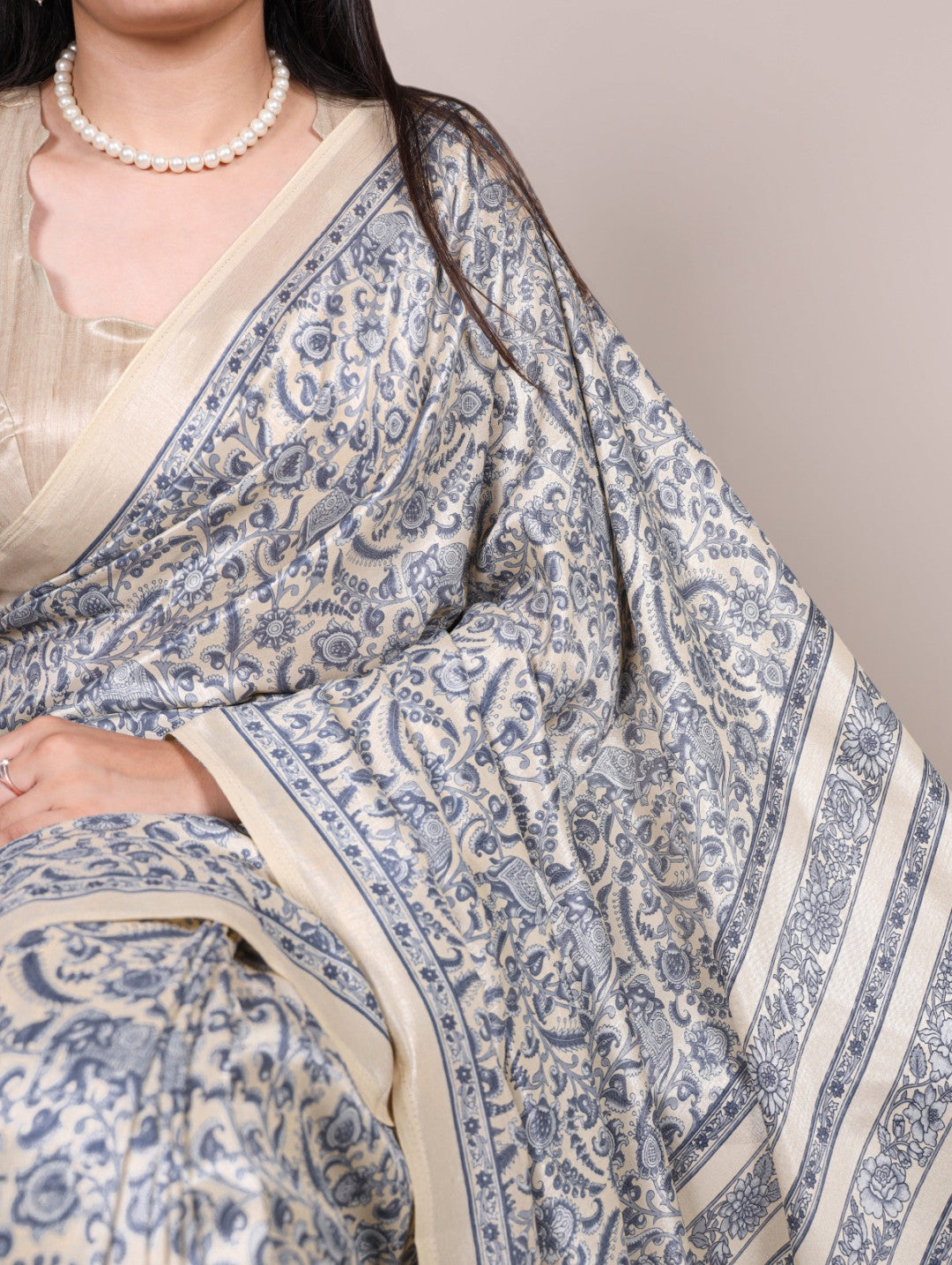 Gray Tussar Silk Saree With Graceful Printed Work | Festive Ethnic Wear – JaipurSaaj