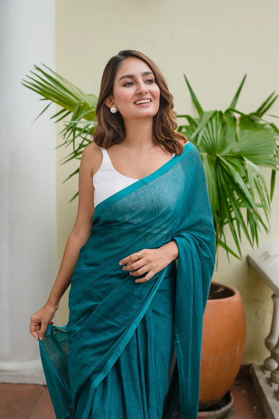 Teal Blue Plain Khadi Cotton Saree With Fancy Tassel Work | Handloom Office Wear – JaipurSaaj