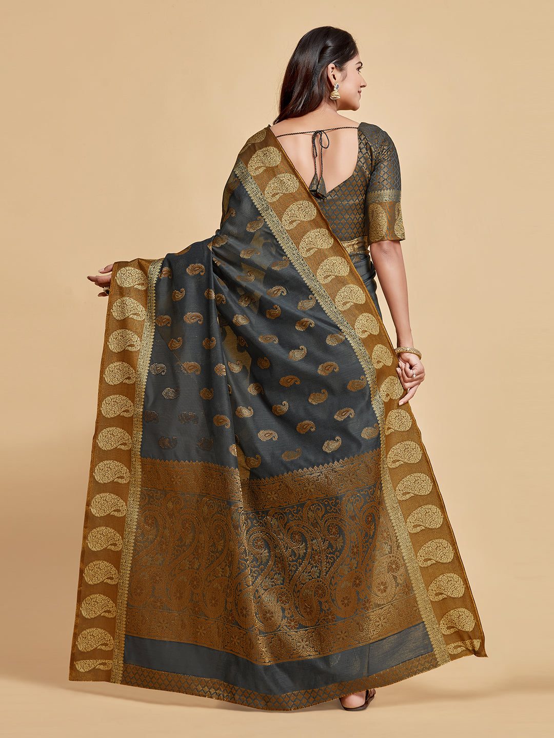 Gray Chanderi Cotton Saree With Woven Design | Traditional Festive Ethnic Wear – JaipurSaaj