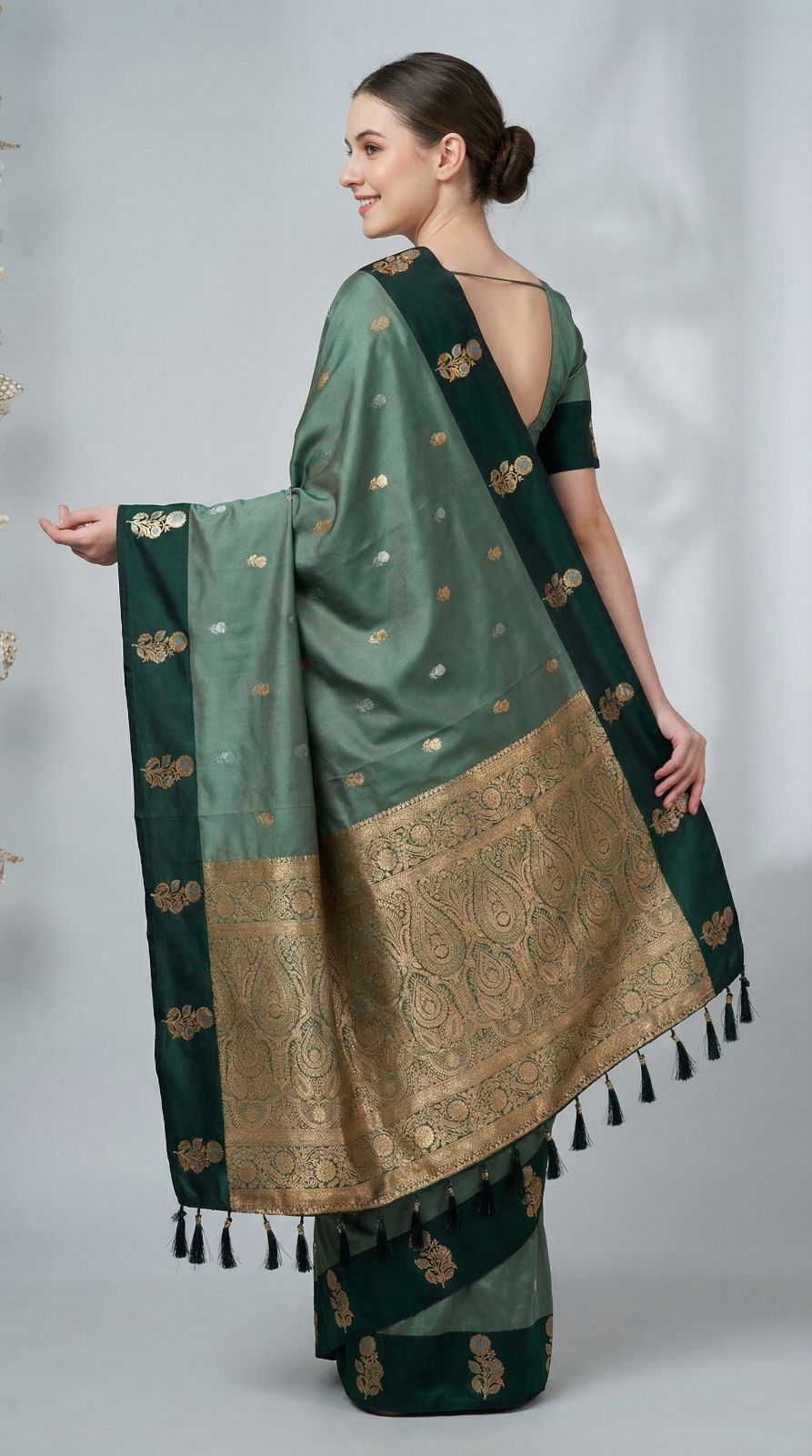 Rama Green Premium Banarasi Soft Silk Saree With Zari Weaving Work | Wedding & Festive Wear – JaipurSaaj
