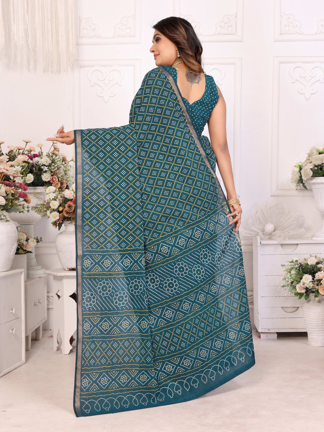 Rama Green Bandhej Printed Soft Cotton Saree With Zari Border | Traditional Festive Ethnic Wear – JaipurSaaj