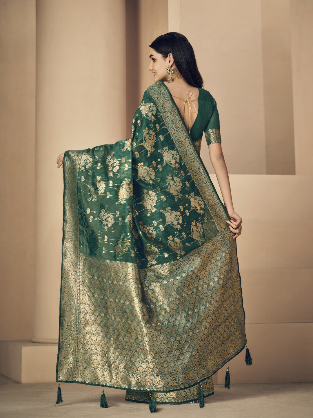 Green Soft Linen Silk Saree With Zari Weaving Work