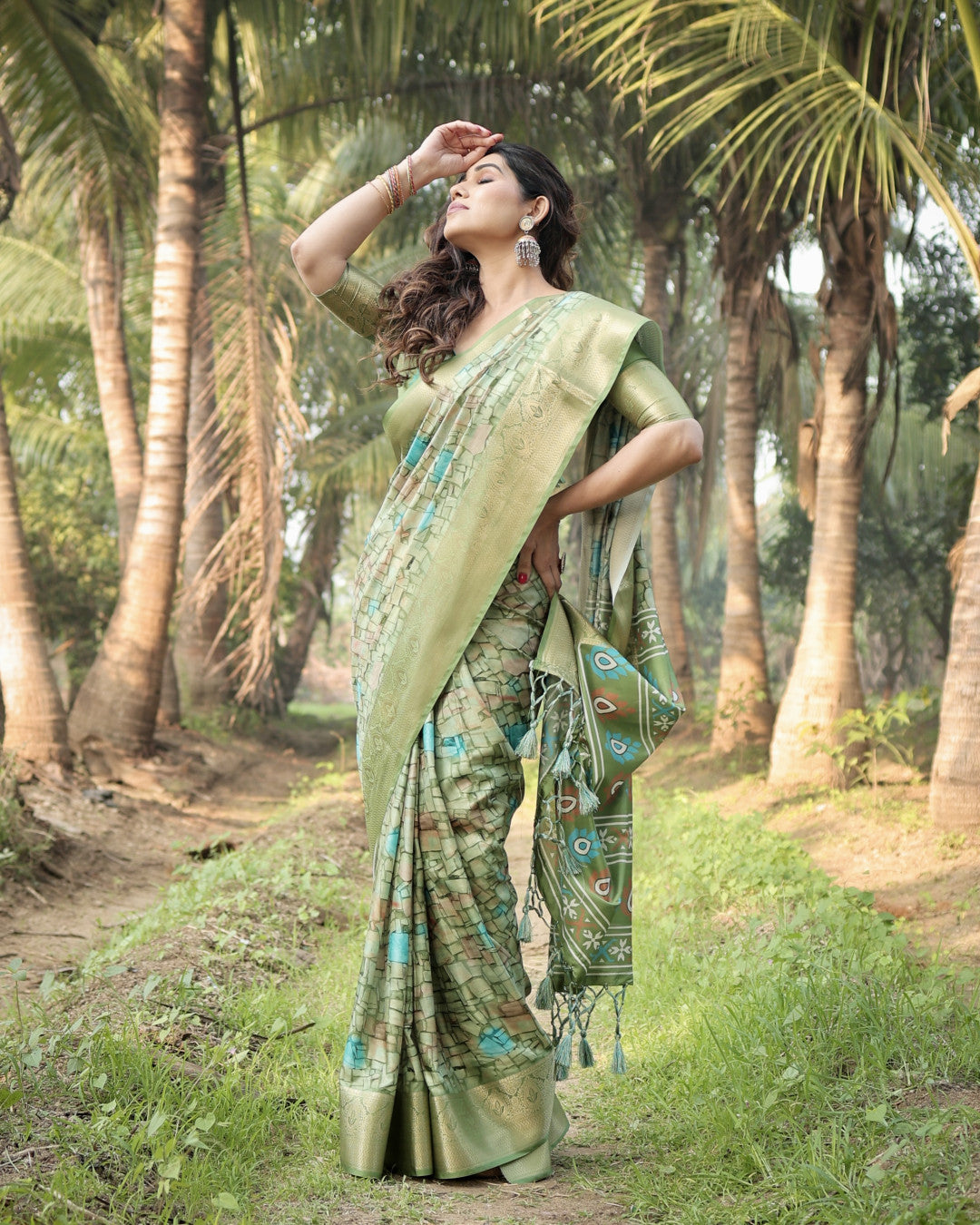 Light Green Digital Printed Tussar Silk Saree With Zari Motif Border | Traditional Casual & Festive Wear – JaipurSaaj