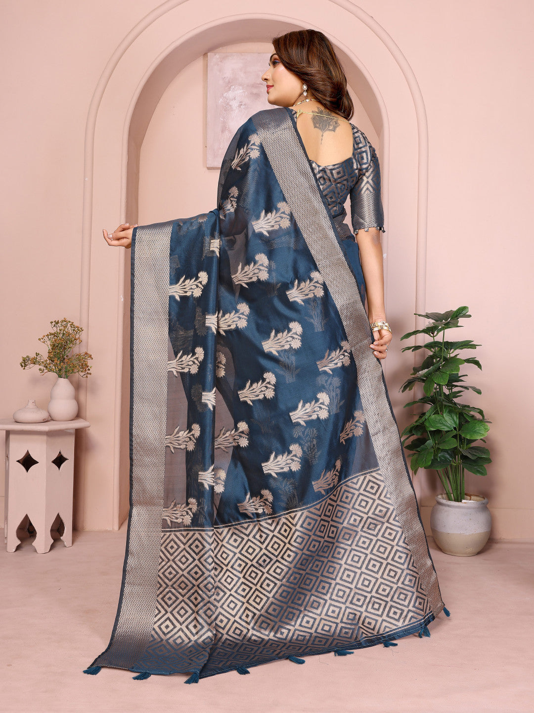Navy Blue Organza Silk Banarasi Saree With Zari Weaving Work | Wedding & Festive Wear – JaipurSaaj